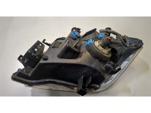 Фара передняя  Nissan Pathfinder 2004-2014 правая 