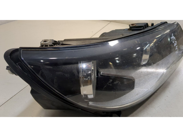 Фара передняя  Volkswagen Tiguan 2011-2016 правая 