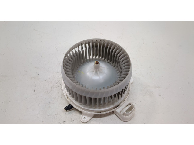 Моторчик печки  Lexus IS 2005-2016 8710330400    8710330400   