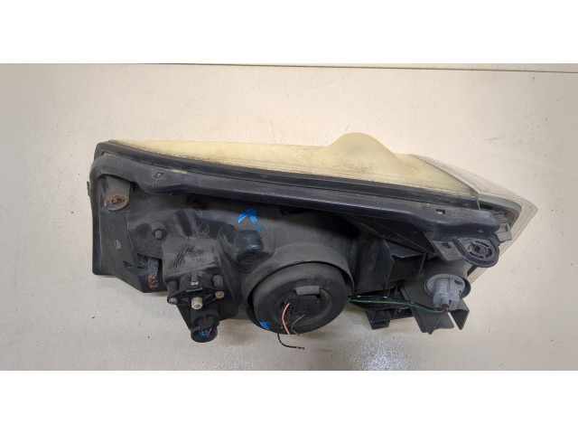 Фара передняя  Nissan X-Trail (T30) 2001-2006 правая 
