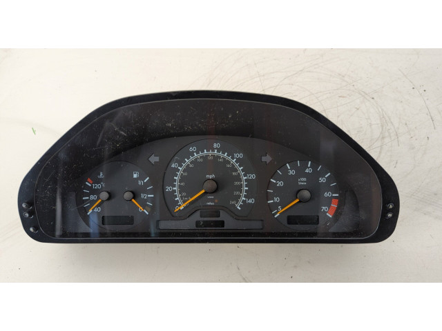 Панель приборов  Mercedes C W202 1993-2000            