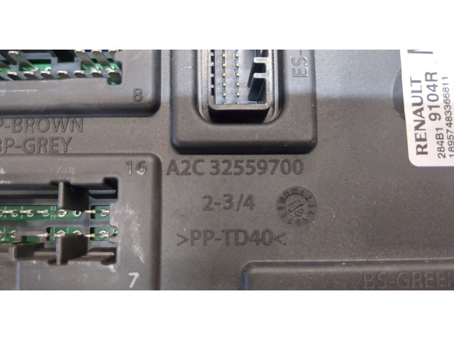 Блок комфорта  Renault Megane 4 2016-2020      284B19104R  