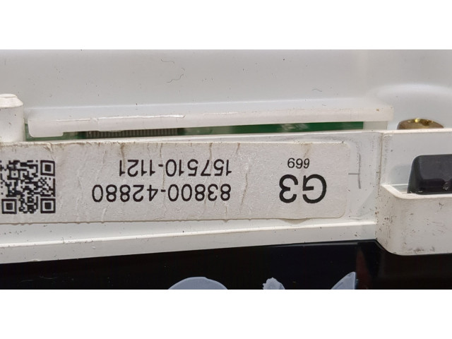 Панель приборов  Toyota RAV 4 2000-2005       8380042880     