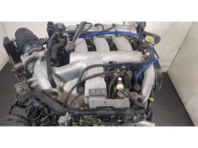 Форсунка топливная  Mazda Xedos 9         