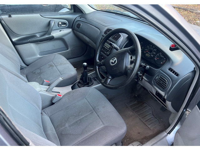 Задний фонарь        Mazda 323 (BJ) 1998-2003 