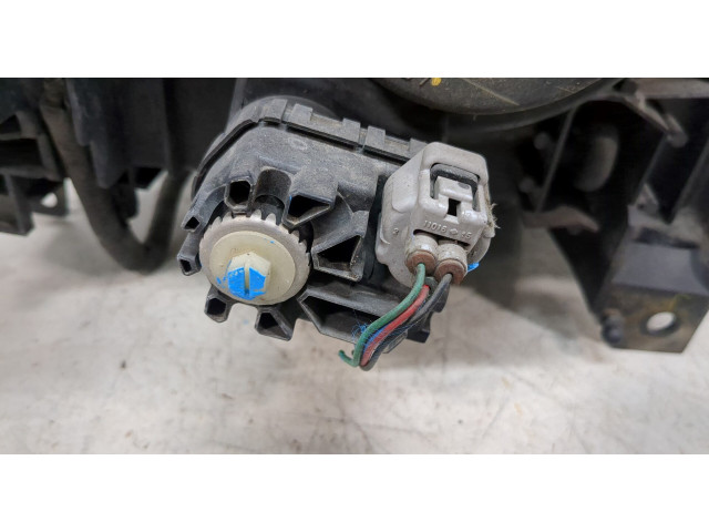Фара передняя  Ford Ranger 2006-2012 левая 