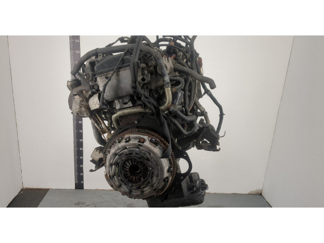 Форсунка топливная  Nissan Pathfinder 2004-2014    16600EC00A     