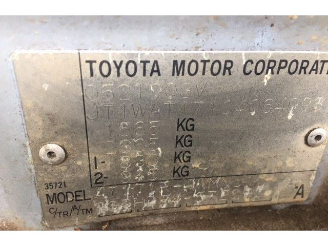 Панель приборов  Toyota Carina 2 1987-1992       83002B401   2  1.6  Бензин