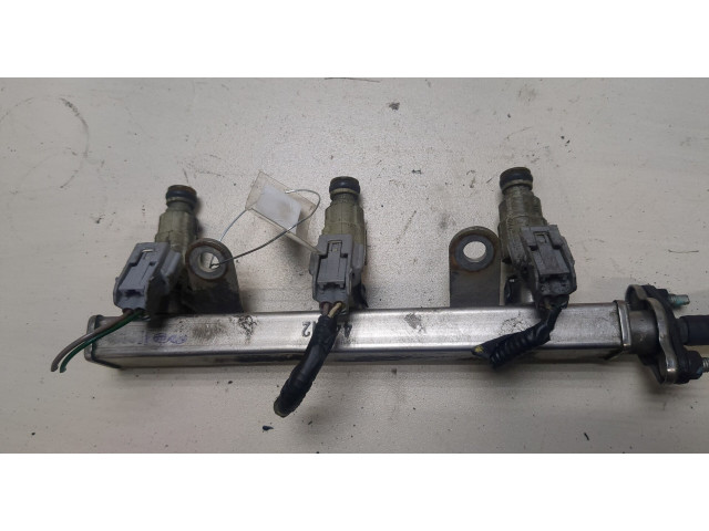 Форсунка топливная  KIA Picanto 2011-2017    3531004000, 3534004000     