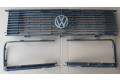 Верхняя решётка Volkswagen Jetta I 1980-1984 года 161853653, 161853655      