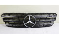 Передняя решётка Mercedes-Benz ML W163 1997-2005 года a1638800185      