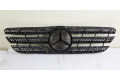 Передняя решётка Mercedes-Benz ML W163 1997-2005 года a1638800185      