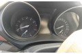 Панель приборов    Toyota Avensis T220       