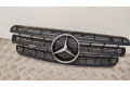 Передняя решётка Mercedes-Benz ML W163 1997-2005 года 1638800185      