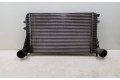 Интеркулер  3C0145805P   Volkswagen Tiguan 