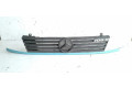 Передняя решётка Mercedes-Benz Vito Viano W638 1996-2003 года 6388800483      