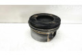 Píst    BMW 5 F10 F11  pro naftový motor 2.0 N47D20C 