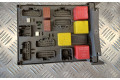 Блок предохранителей 8200004201E, 8200283817   Renault Espace -  Grand espace IV    