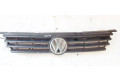 Передняя решётка Volkswagen Polo II 86C 2F 1982-1994 года 6n0853653b      