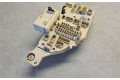   Pojistková skříňka 8273360032   Toyota Land Cruiser (J100) 2001