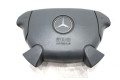 Подушка безопасности водителя    Mercedes-Benz CLK A208 C208