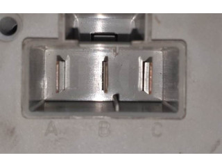 Блок предохранителей 46760253   Renault Megane I    