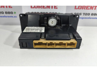 Блок управления климат-контролем 8N0820043A   Audi TT Mk1