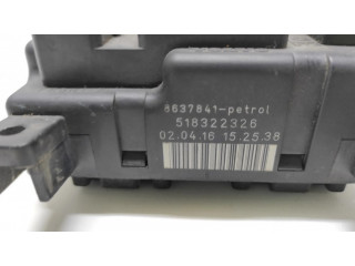   Pojistková skříňka 8637841, 518322326   Volvo S70  V70  V70 XC 1998