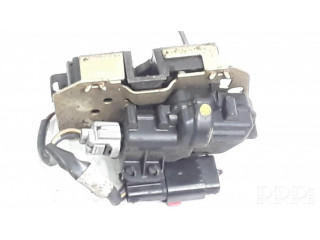 замок багажника 678aa    Chrysler Voyager 2001-2004 года