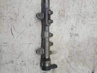 Vstřikovací lišta 851162903   BMW 1 F20 F21     