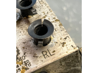 Jednotka ABS 27534FE040, 1100004170   Subaru Impreza II 2003