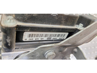 Jednotka ABS 6798990, 6798989   BMW X1 E84 2011