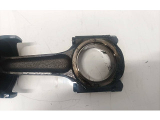 Píst    Peugeot 405     