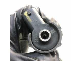 Vstřikovač 338002A900, 0445110320   Hyundai i30  pro naftový motor 1.6  