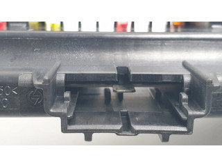 Блок предохранителей 6114695733001   BMW 6 E63 E64    