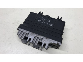Řídící jednotka 032906026E, 0261203304   Volkswagen Vento 1994