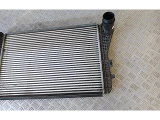 Интеркулер  1K0145803BN   Volkswagen Touran II 