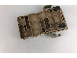   Pojistková skříňka 82201AJ00A   Subaru Outback 2010