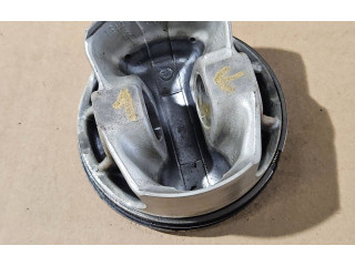 Píst 89L106   BMW M5    S63b44b 