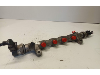 Vstřikovací lišta 03L089N, 057130764AB   Volkswagen PASSAT B7    CFFB 