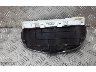 Přístrojová deska  Isuzu D-Max 2014 8981561427  