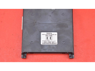 Блок предохранителей  89221-02480, 89221-02480   Toyota Auris E180    