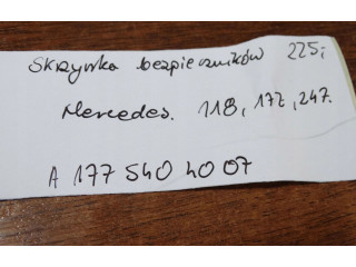   Pojistková skříňka 1775404007   Mercedes-Benz A W177 2024