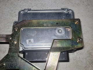 Блок управления двигателя 0281013418, 3911427295   Hyundai Tucson JM