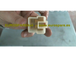   Pojistková skříňka 25230   Nissan Navara 2005