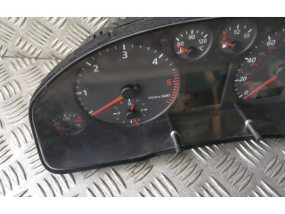 Панель приборов 8D0919930H   Audi A4 S4 B5 8D       