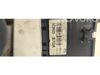 Přístrojová deska  Volkswagen Jetta VI 2012 5C6920870A, ZXS00006001  