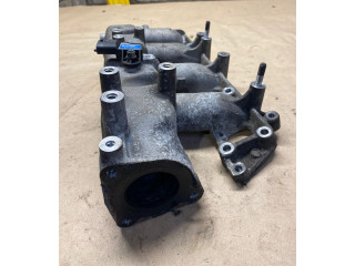 Vstřikovač 55212586, 0281002845   Saab 9-3 Ver2    Z19Dt 