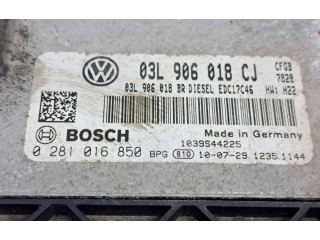 Řídící jednotka 03L906018CJ   Skoda Superb B6 (3T) 2012