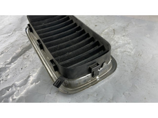 Передняя решётка BMW 7 E38 1993-2001 года 51138125811      